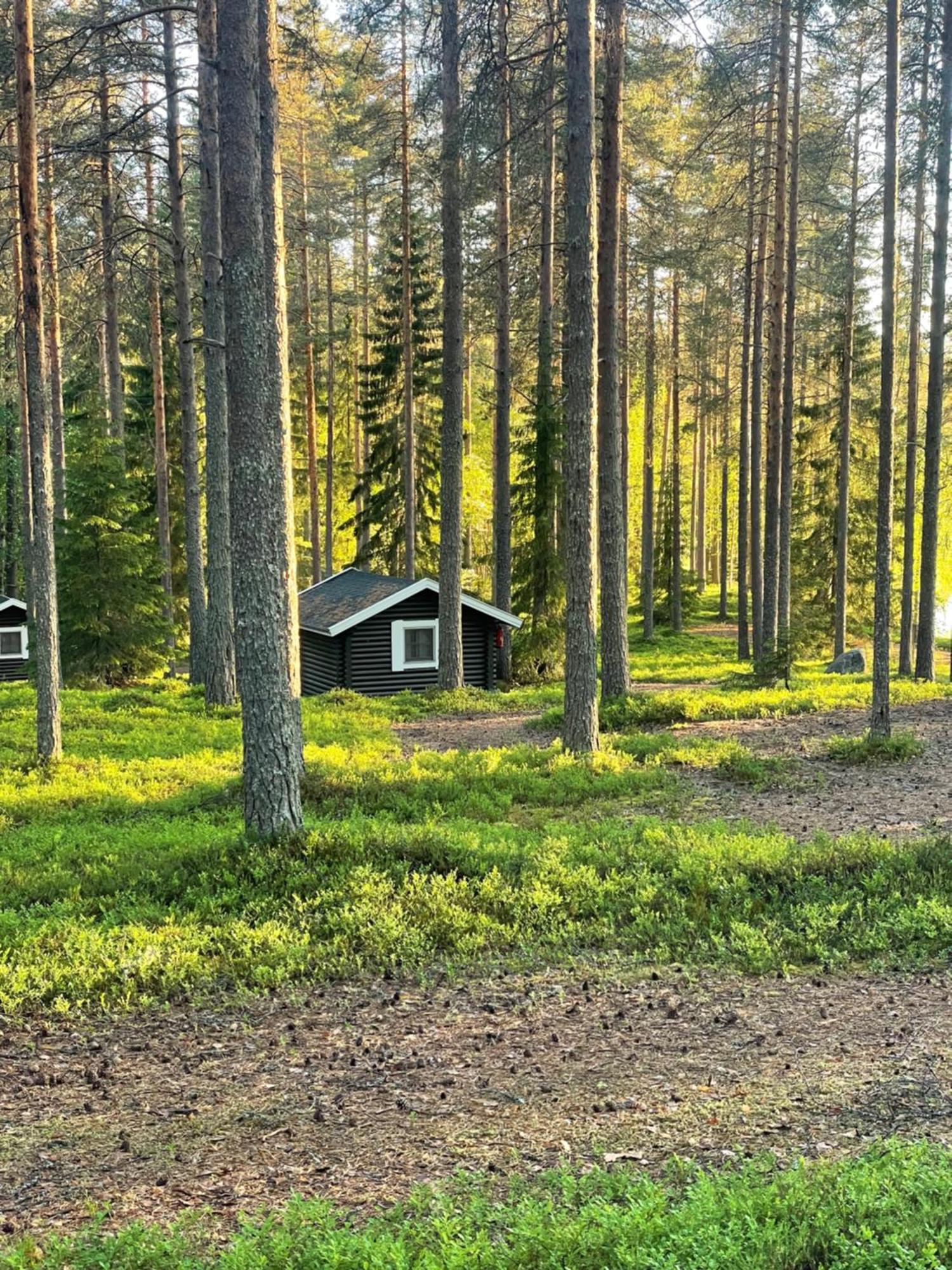 Laahtanen Camping Hotel Ristijärvi Exterior photo