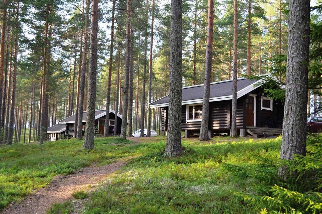 Laahtanen Camping Hotel Ristijarvi Exterior photo